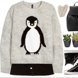 H&M Women's Gray Penguin Sweater Size Small